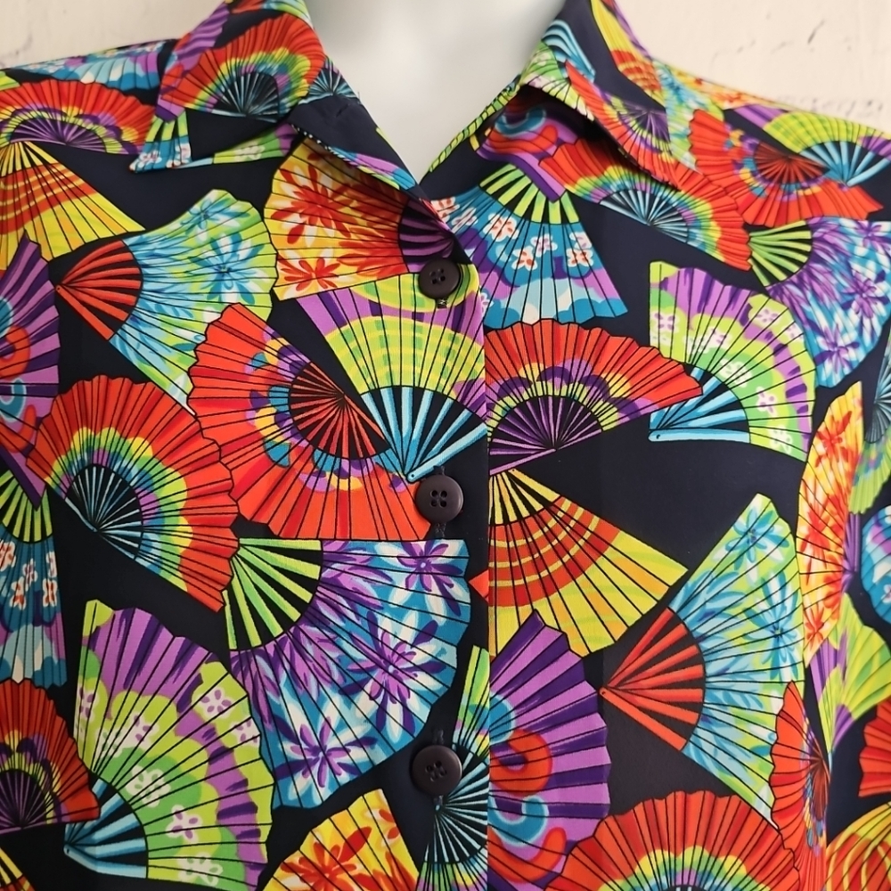 Bechamel Semi-Sheer Multicolor Fan Pattern Button… - image 6